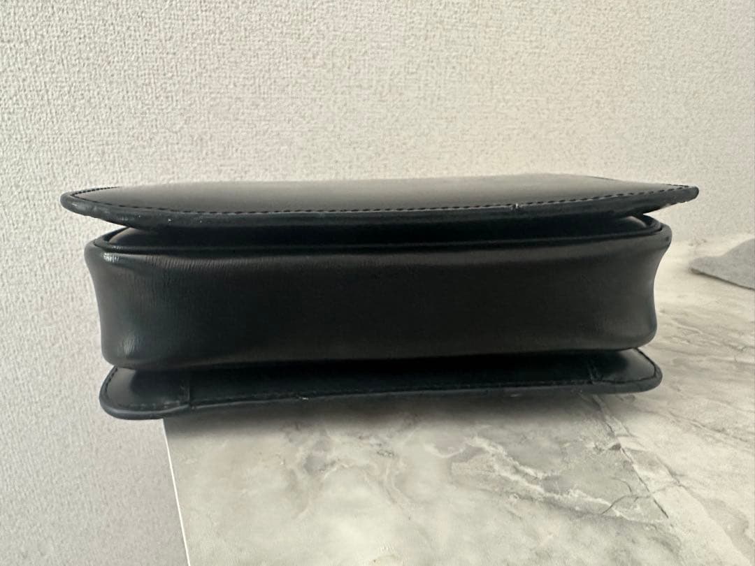 koro  CELINE ブラック ショルダーバッグ