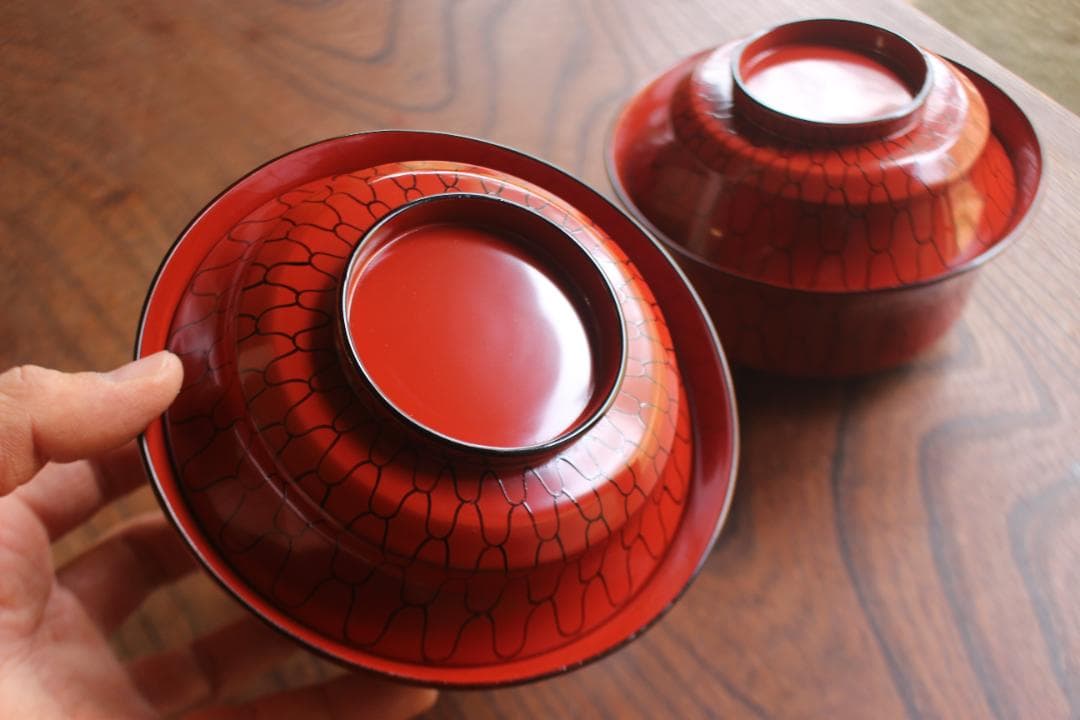 デッドストック！極上朱漆に風情ある網目文の美しい煮物椀2点（検輪島塗懐石道具