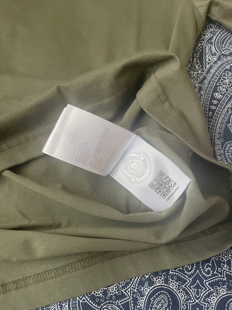 MONCLER オリーブ Tシャツ Sサイズ