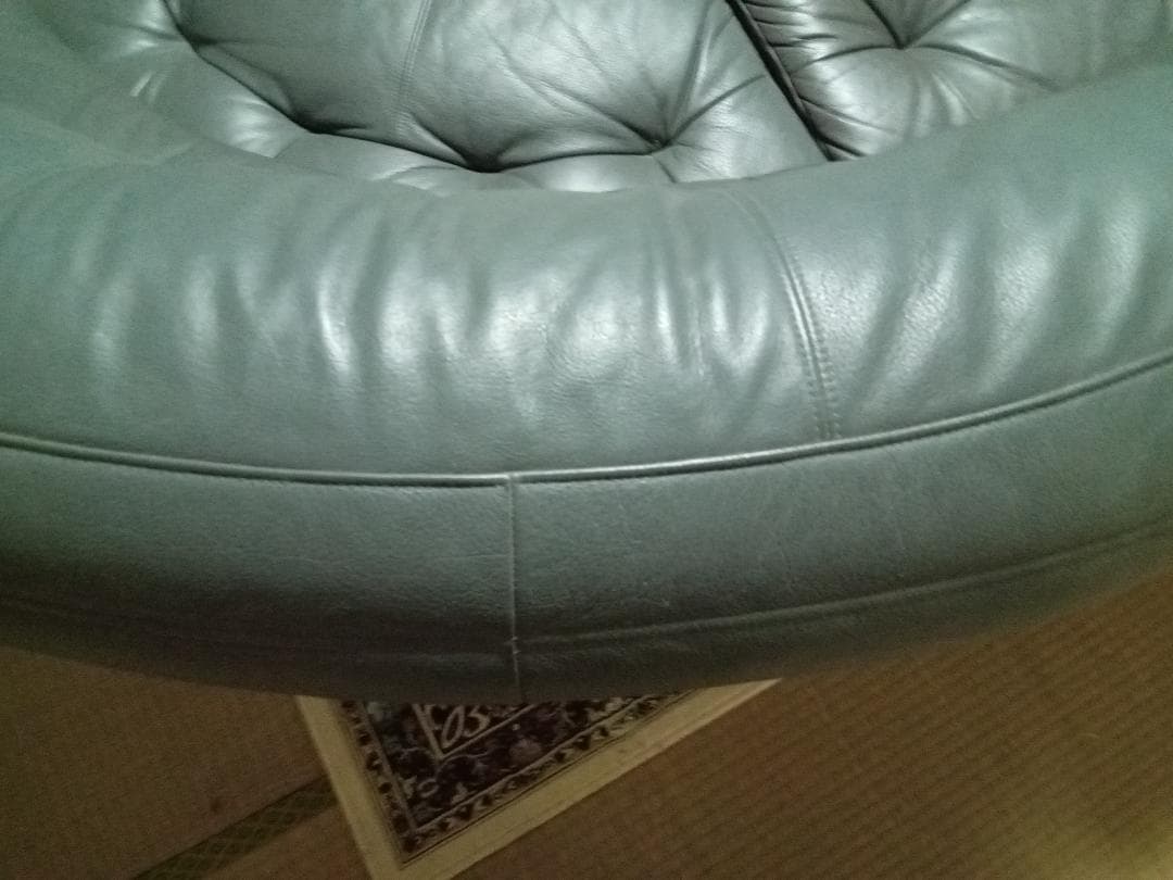 karimoku グレー レザー ソファ (2)