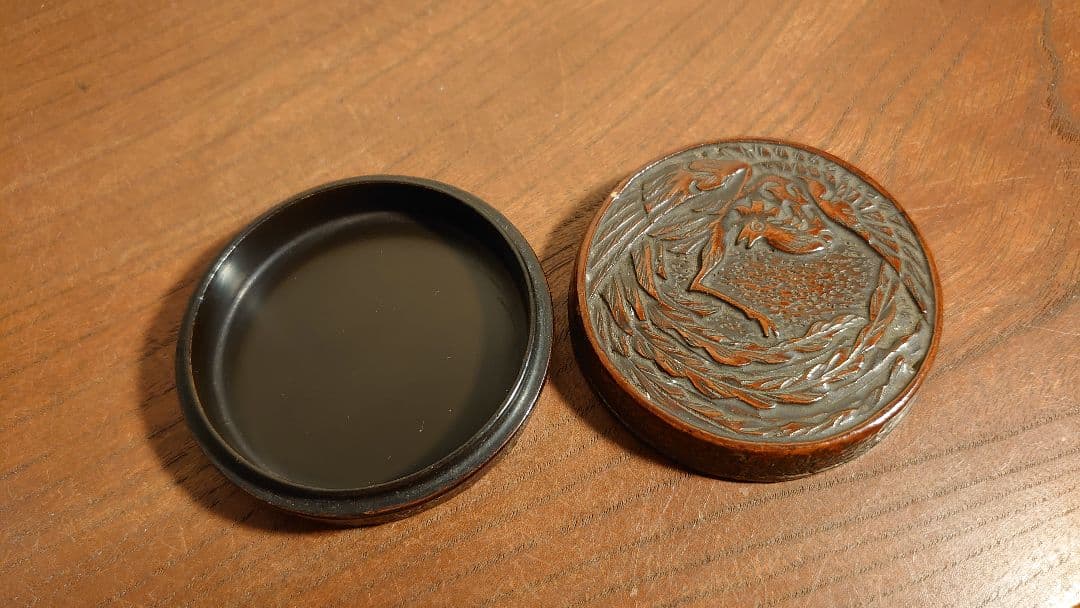 香合　堆朱　古玩　時代香合　蔵出し　鳳凰　仏教美術　１客