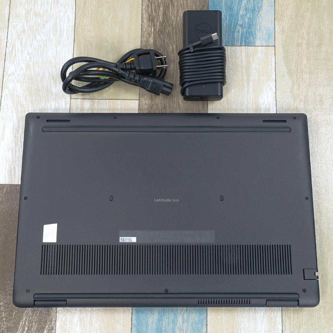 超高速大容量新品ＳＳＤ１ＴＢ搭載✨️極美品で神速の２０２２年製✨１１世代コアｉ５