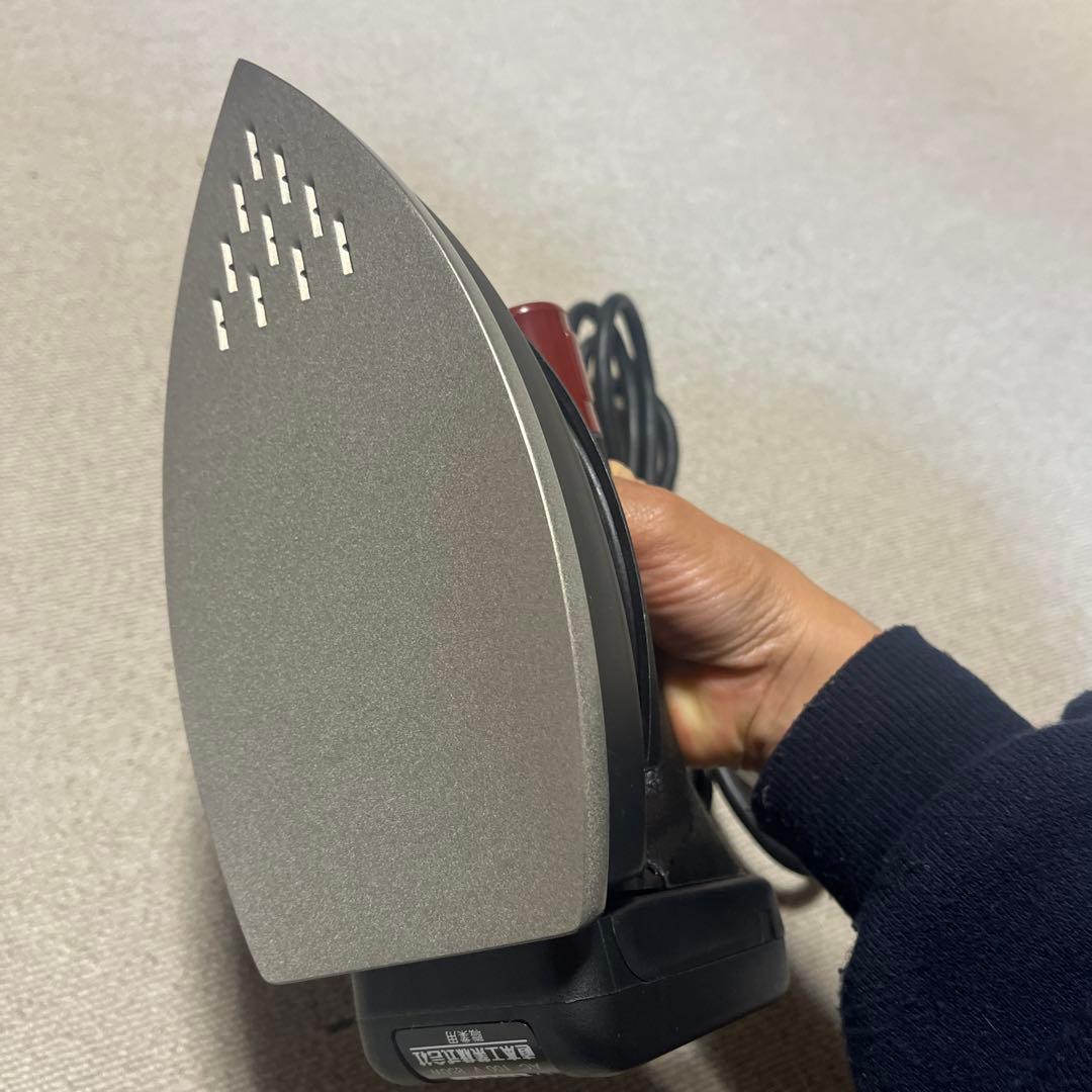 【新品】ナオモト　ハイスチームアイロン　HYS-520