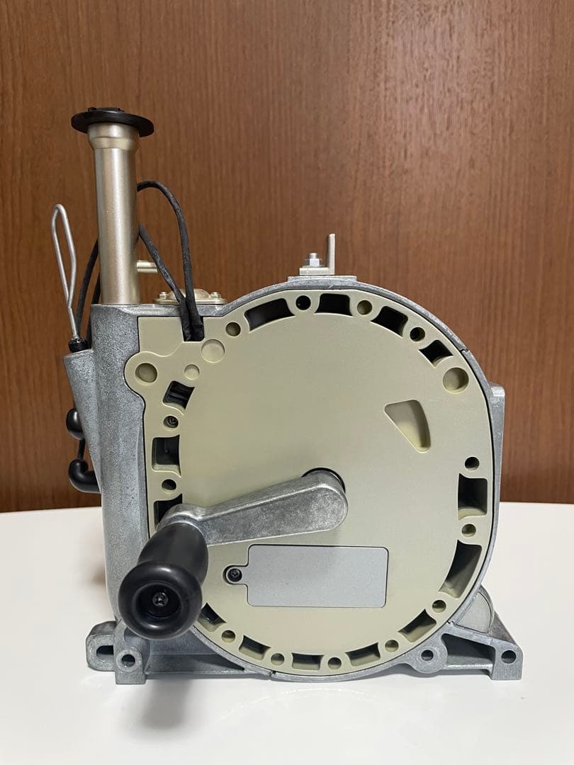 デアゴスティーニ マツダ コスモスポーツ ロータリーエンジン 完成品