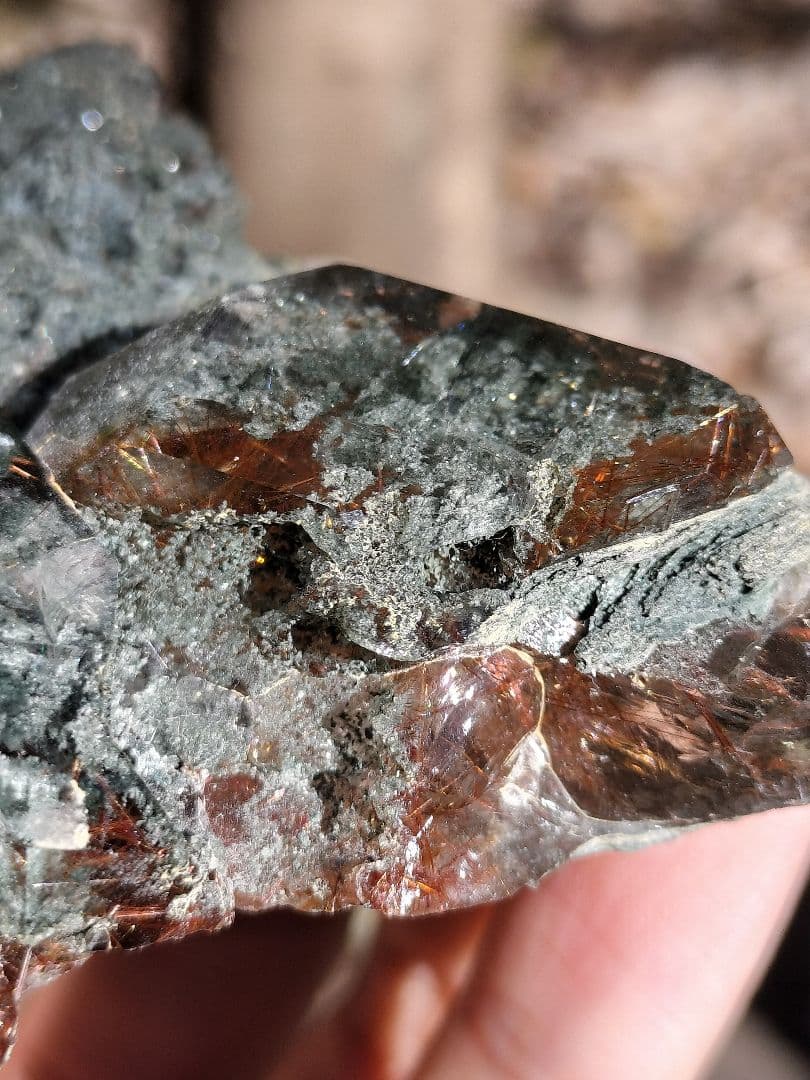 【激渋ルチル】マニハール産ルチルクォーツ原石