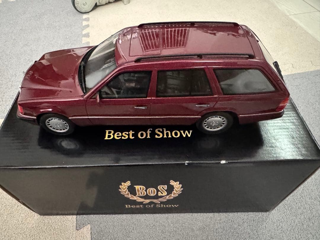 BoS Models メルセデス・ベンツ S124 300TE レッド 1/18