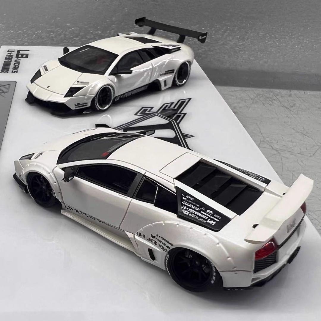 1/64 404 error LB ランボルギーニ　ムルシエラゴ　白二台