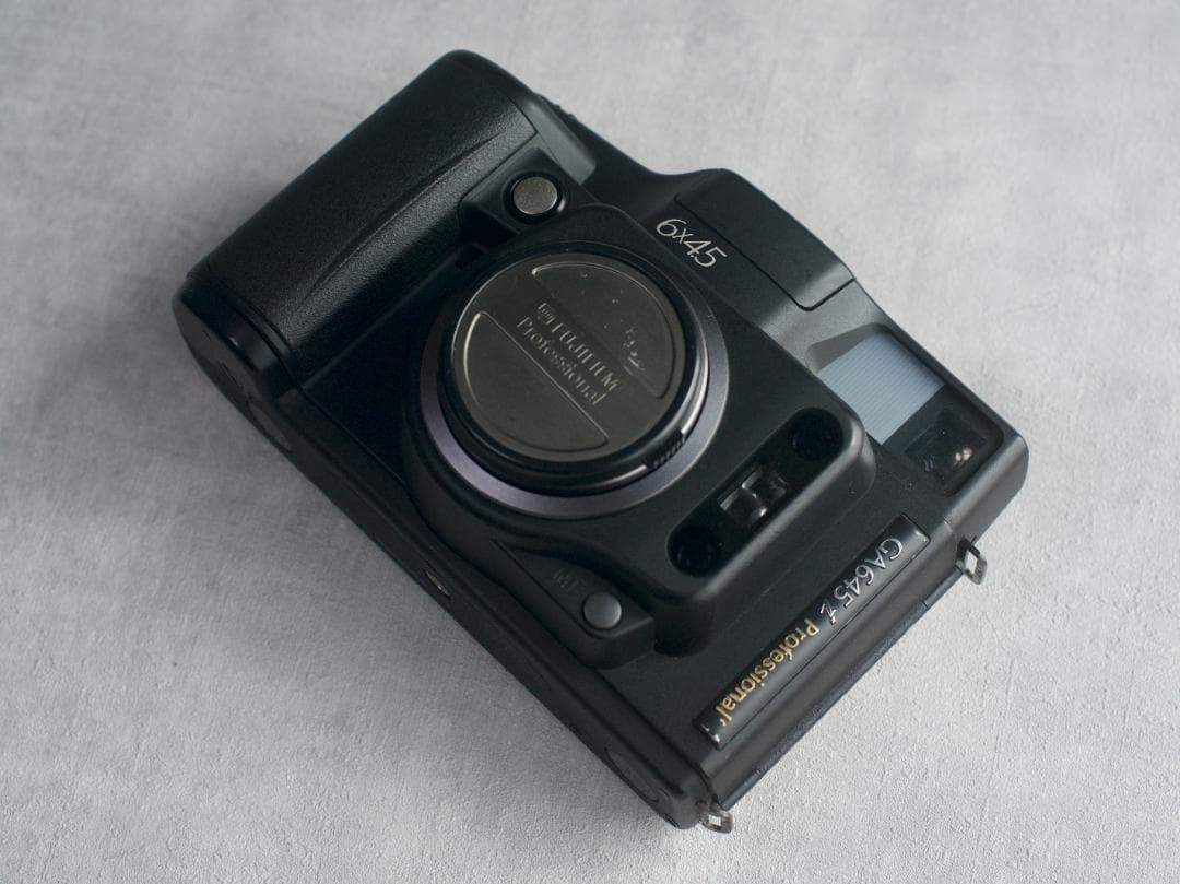 FUJI フジ GA645i Pro 中判フィルムカメラ　レンジファインダー