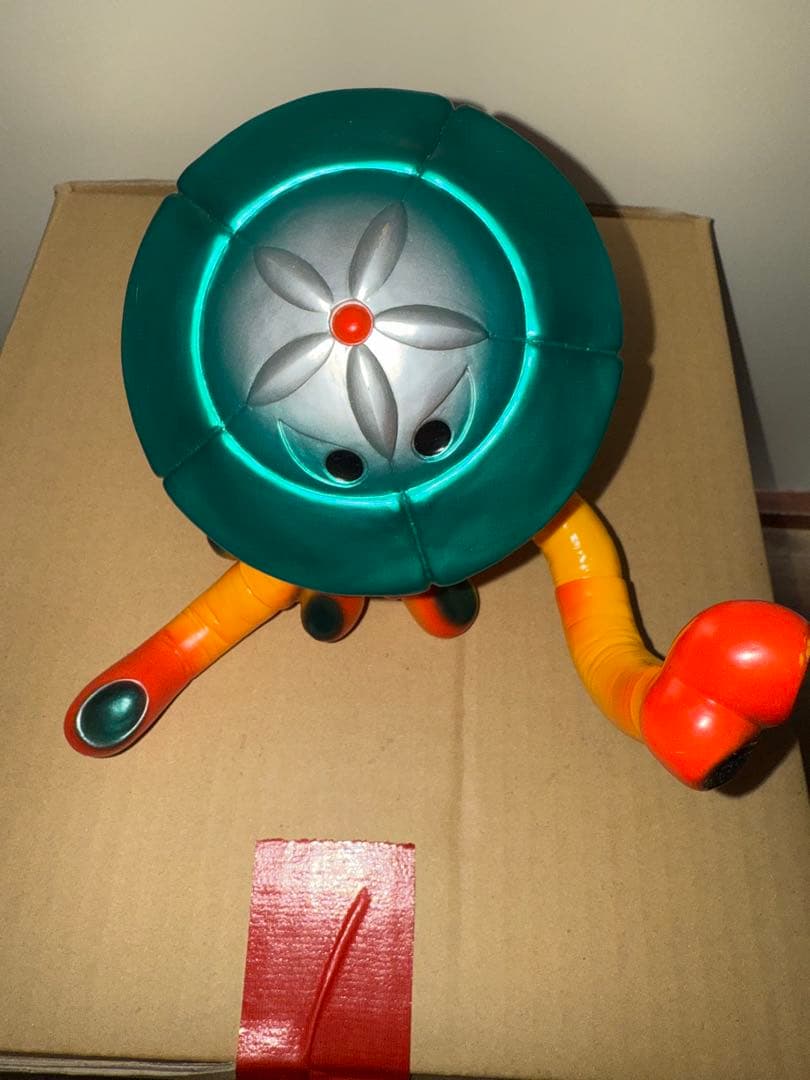 怪獣郷　ウルトラマンレオ　アブソーバ　黄色成型/メタ緑彩色