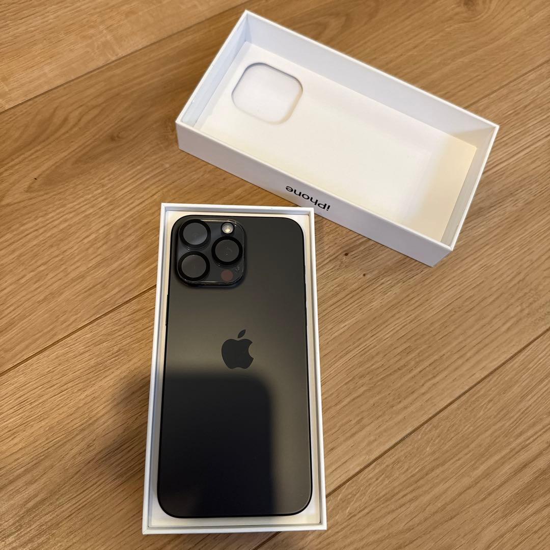 美品　iPhone 15 pro max (バッテリー容量91%)