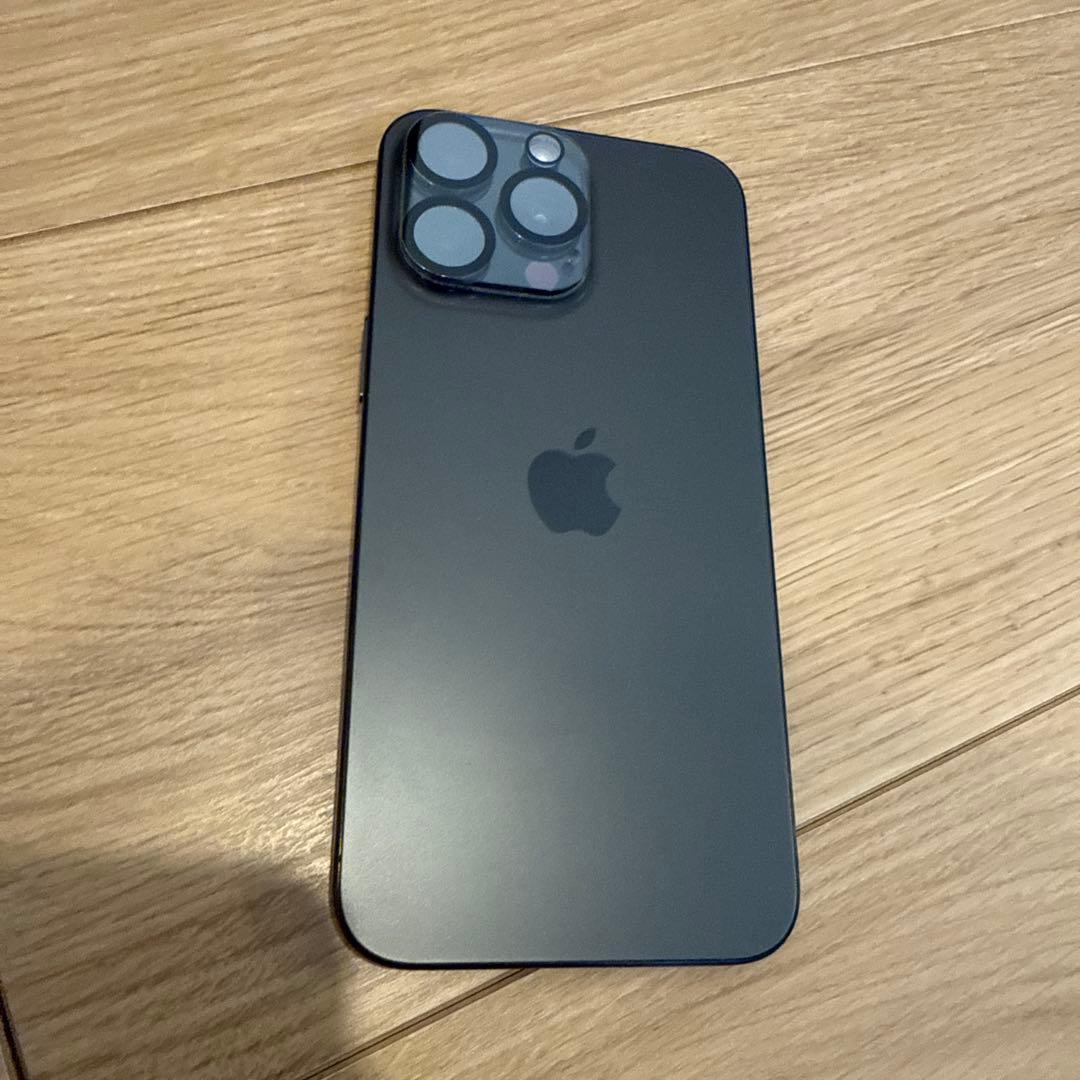 美品　iPhone 15 pro max (バッテリー容量91%)