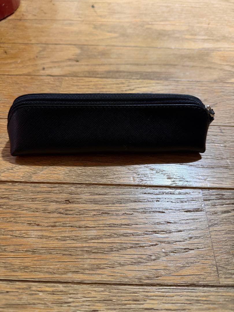 MONTBLANC ペンケース 黒/白