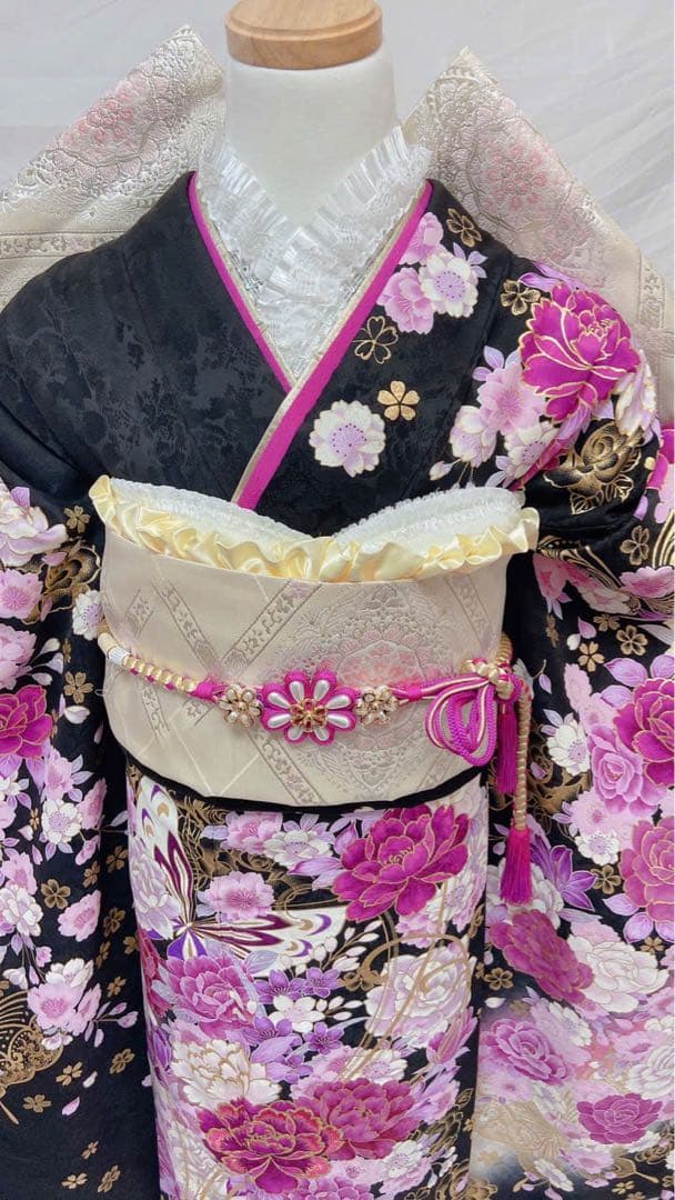 黒地 バラ柄　振袖 成人式　振袖7点セット　振袖フルセット　成人式
