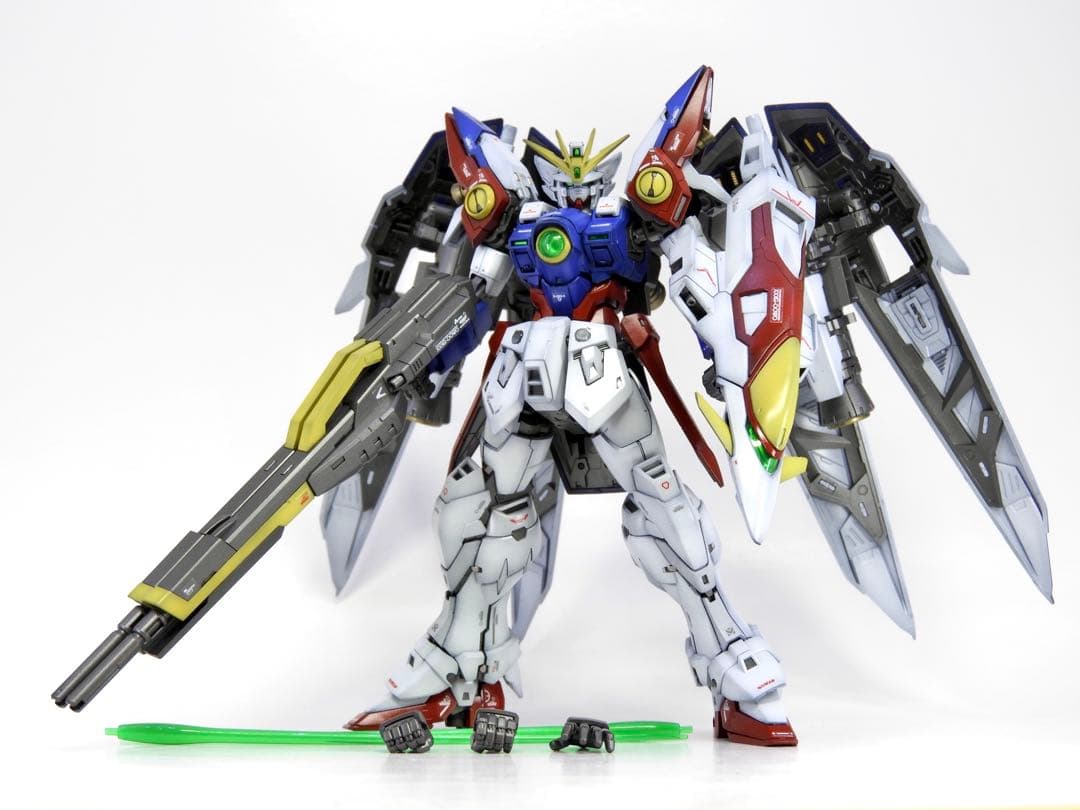 RG ウイングガンダムゼロ / ガンプラ 完成品