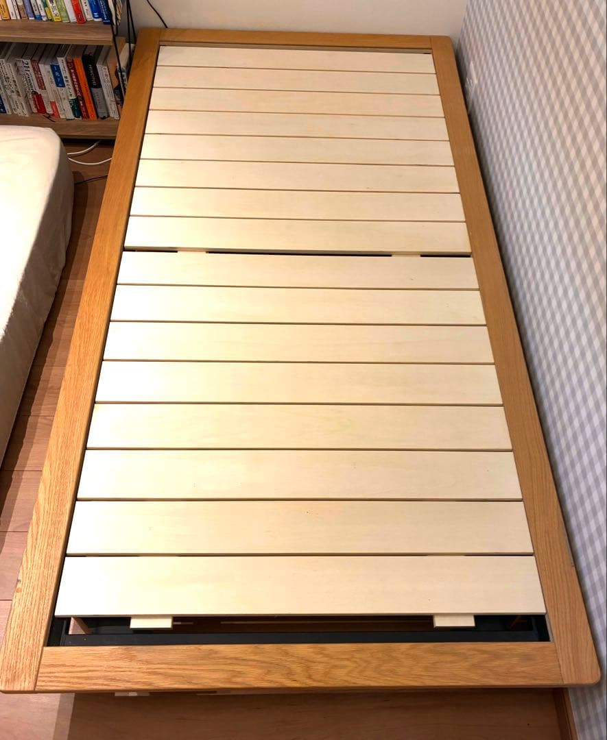 無印良品 木製ベッドフレーム ーシングルー（木製脚付き）　【ほぼ送料のみの価格】