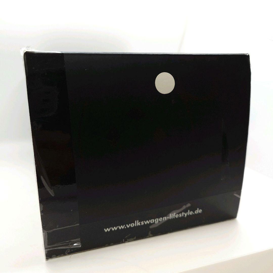 1/18　フォルクスワーゲン　ゴルフ７　GTI　ホワイト　ディーラー正規品