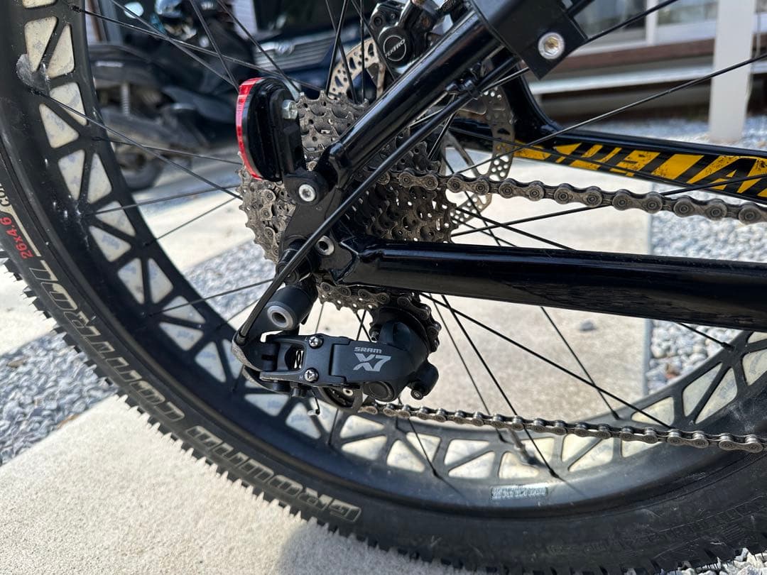 N*️様 ファットバイク　スペシャルライズド