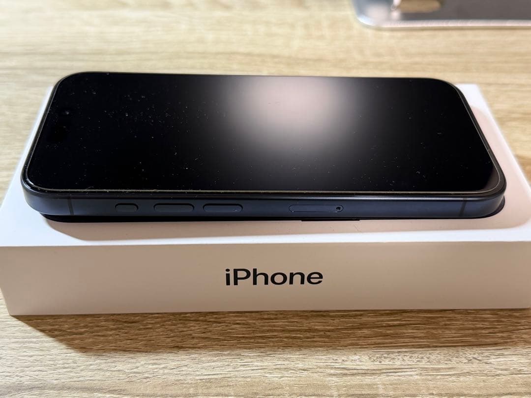 美品 Apple iPhone 15 Pro ブルーチタニウム128GB