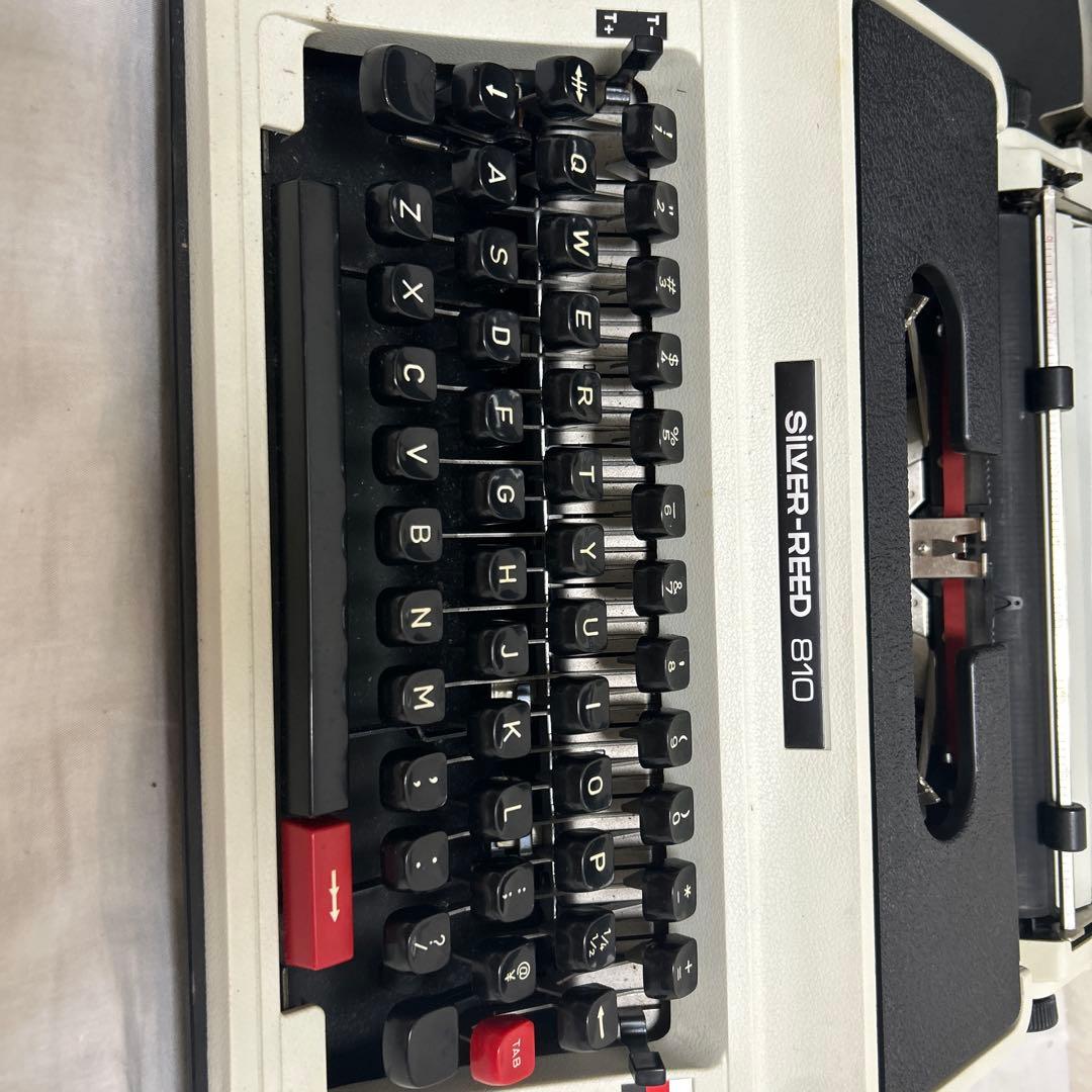 SILVER REED 810 レトロタイプライター インテリア用　ケース付