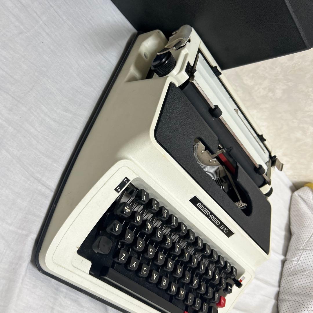 SILVER REED 810 レトロタイプライター インテリア用　ケース付