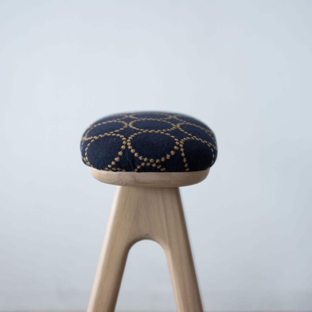 キッチンスツールNA H630＋ミナ ペルホネン　タンバリン　ネイビー