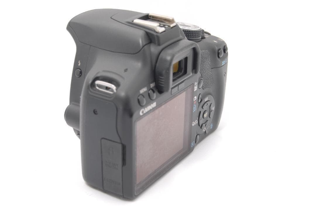 少シャッター数4105回！ Canon EOS kiss x3 動画機能搭載♪