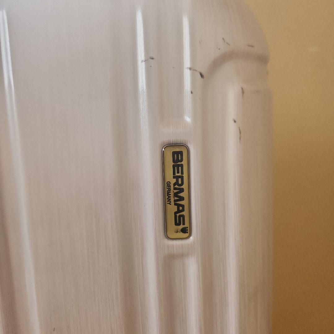 BERMAS キャリーケース シルバー