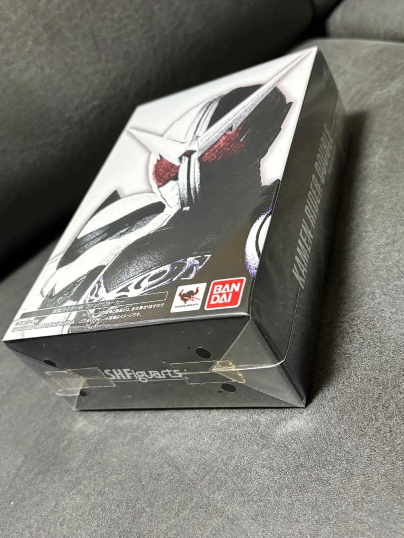 S.h.figuarts 仮面ライダーダブル　ファングジョーカー　真骨彫