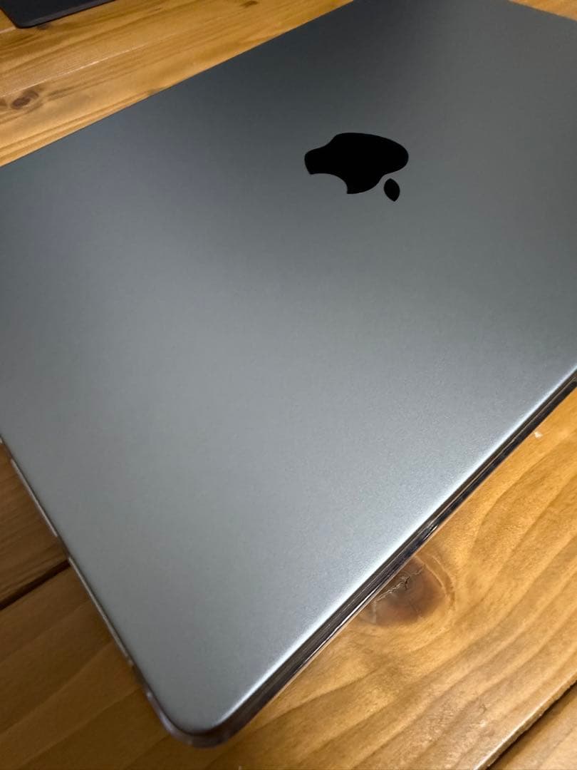 MacBookPro 2021 14inch 32GB/512Gスペースグレー