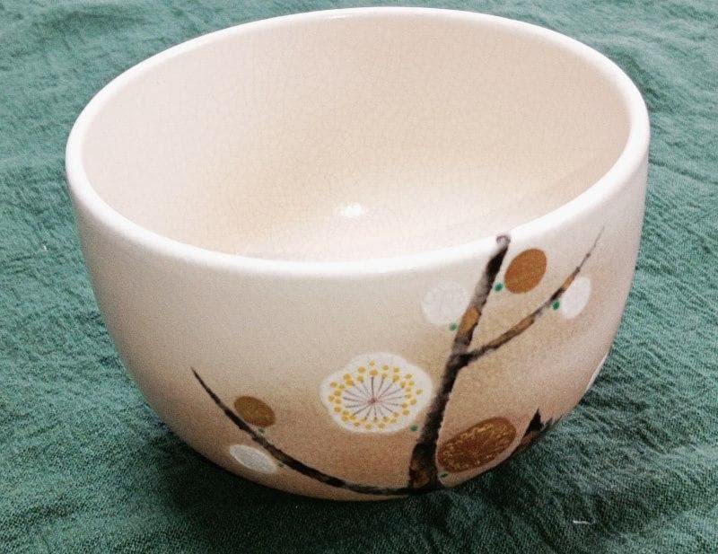 通次阿山　抹茶茶碗　白梅金梅