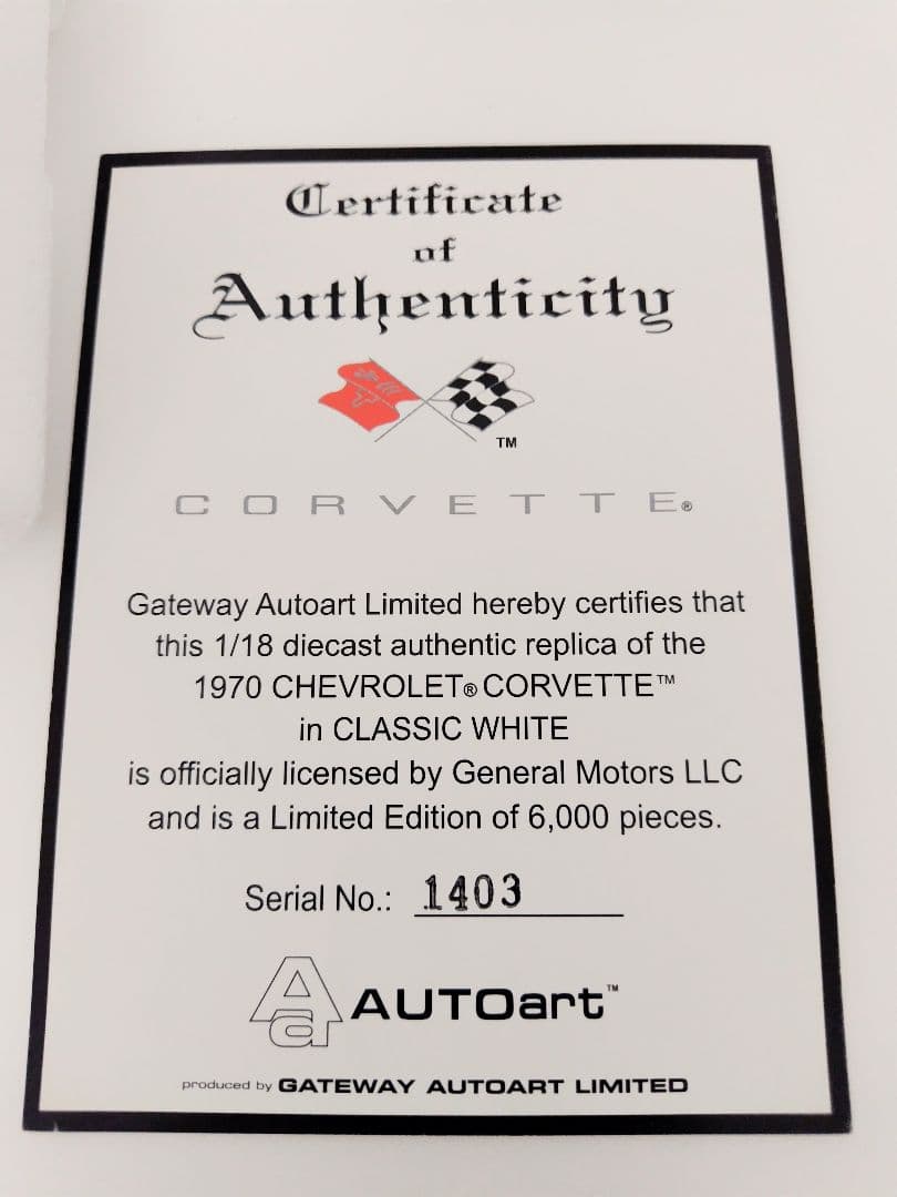 オートアート1/18 コルベットスティングレイ