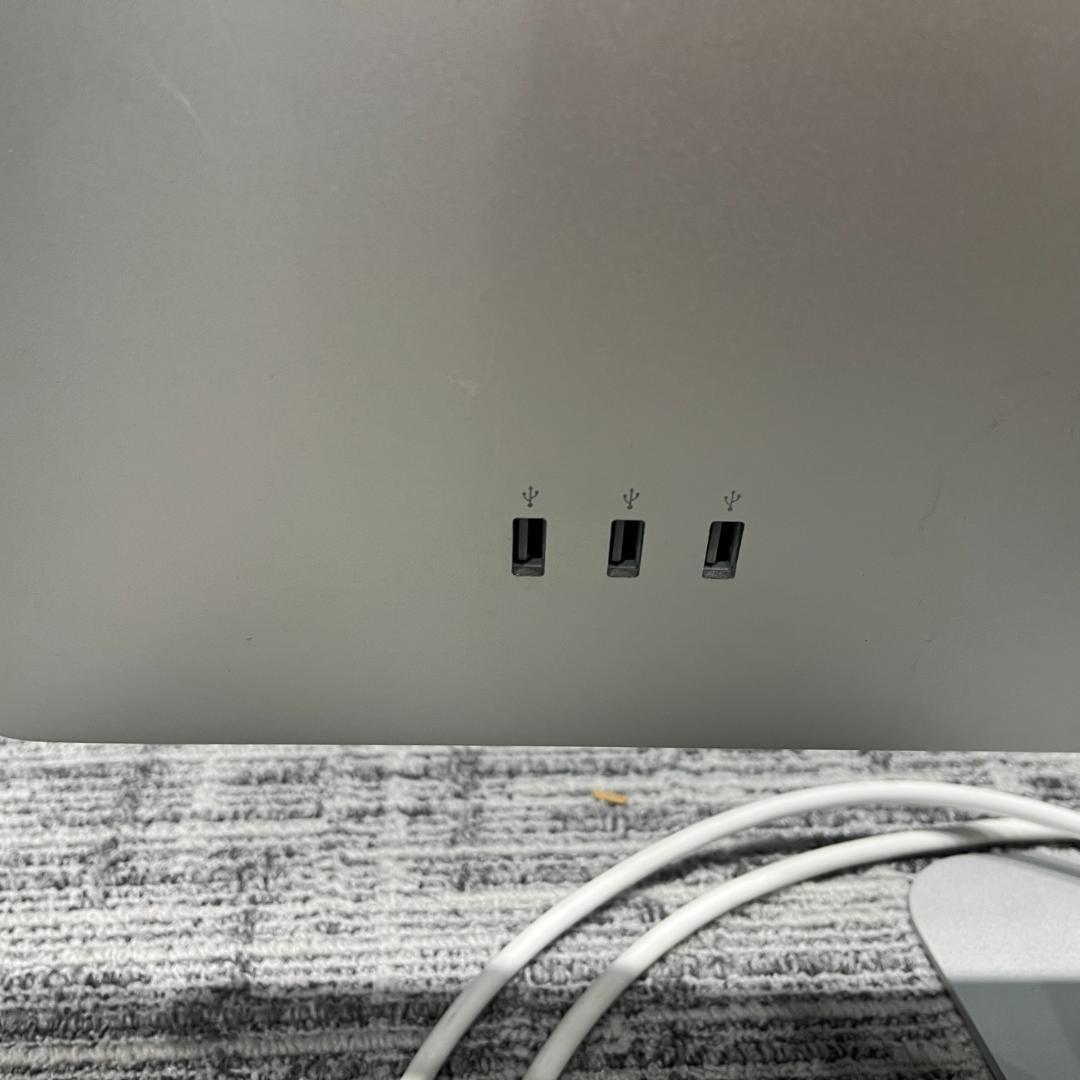 Apple LED Cinema Display 27インチモニター A1316