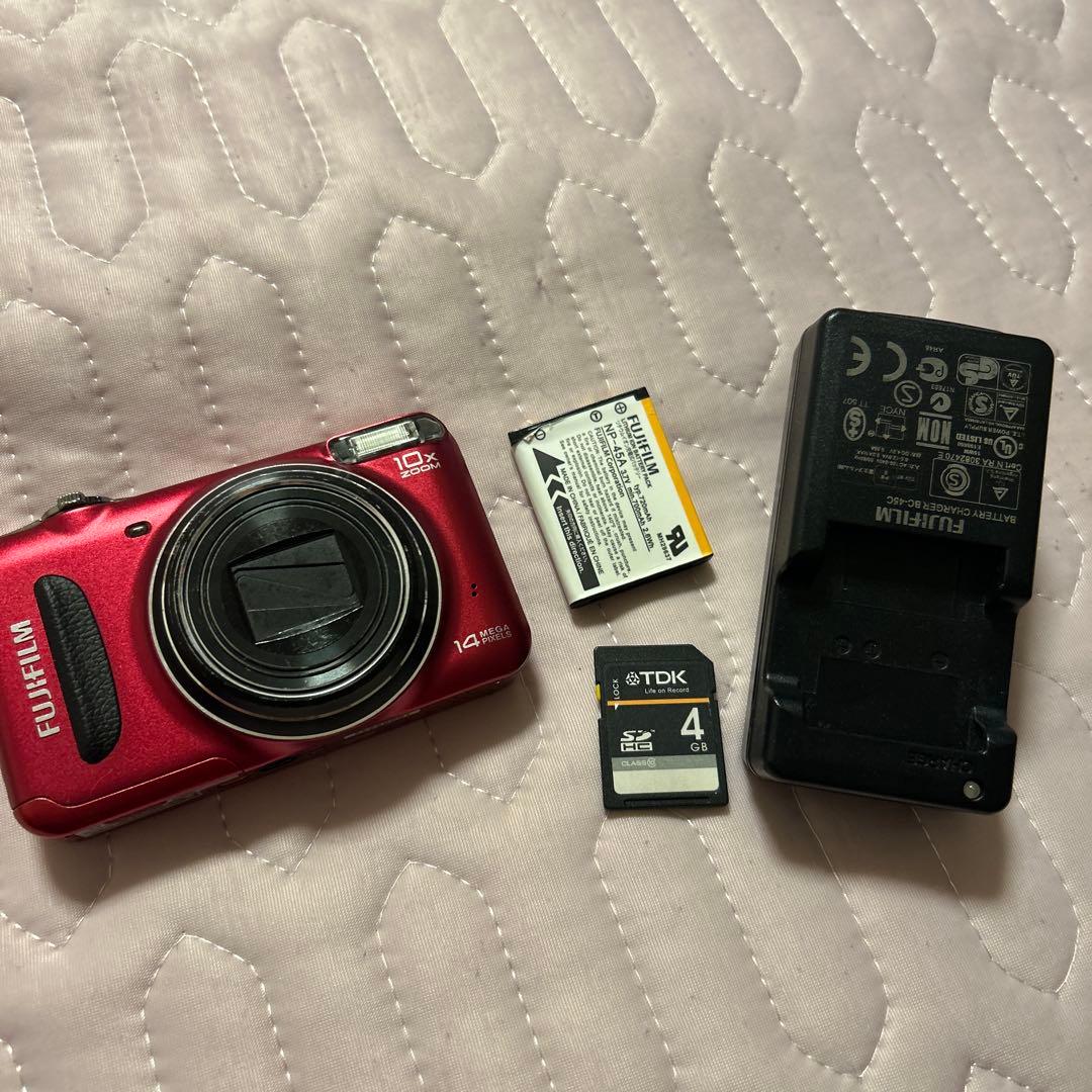 FUJIFILM デジタルカメラ 1400万画素 レッド