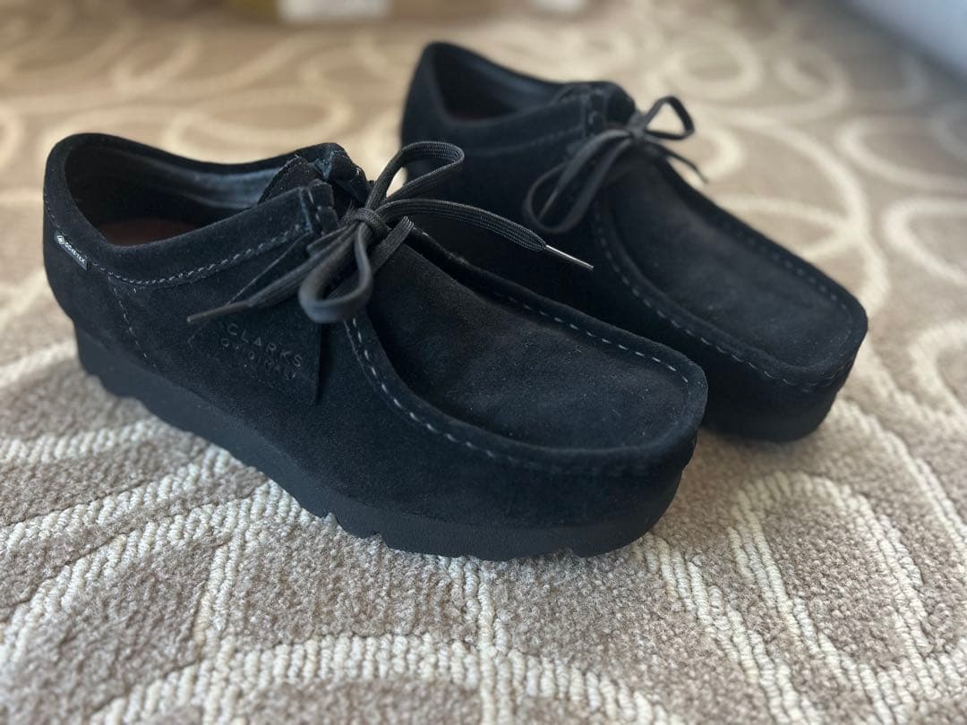 靴 Clarks Wallabee GTX