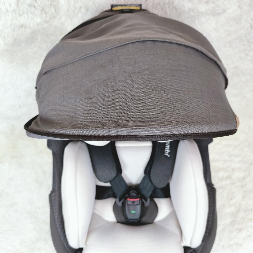 【美品】コンビ　チャイルドシート　ザエス　エッグショック　ISOFIX　R129