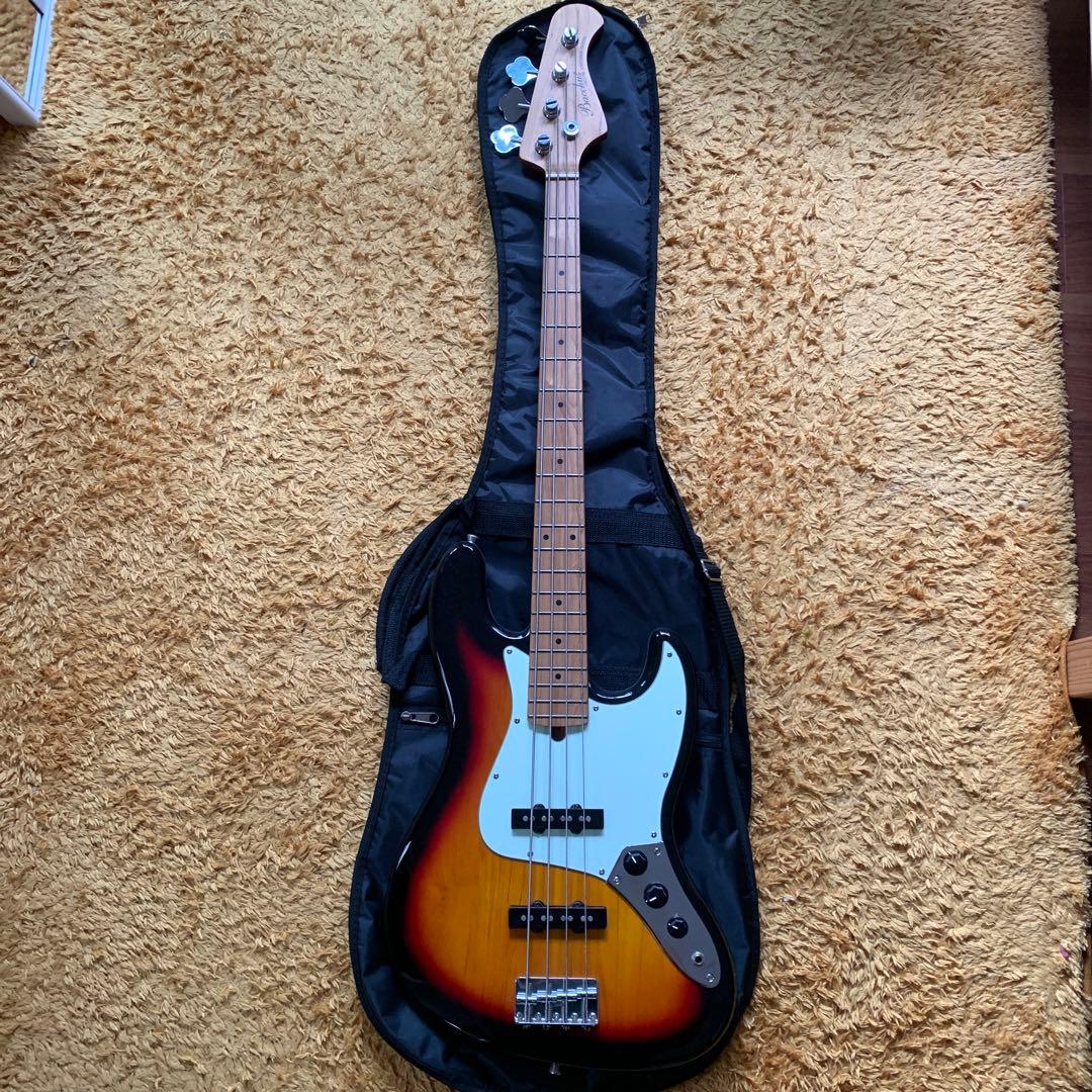 バッカス　エレキベース サンバースト 2ピックアップ