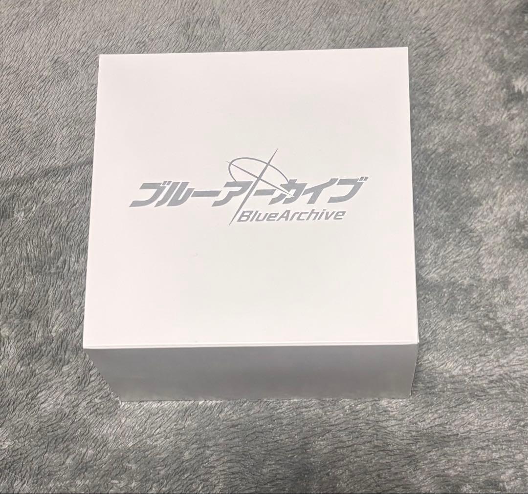 ブルーアーカイブ 先生モデル オリジナルソーラー ウォッチ 腕時計 限定特典付