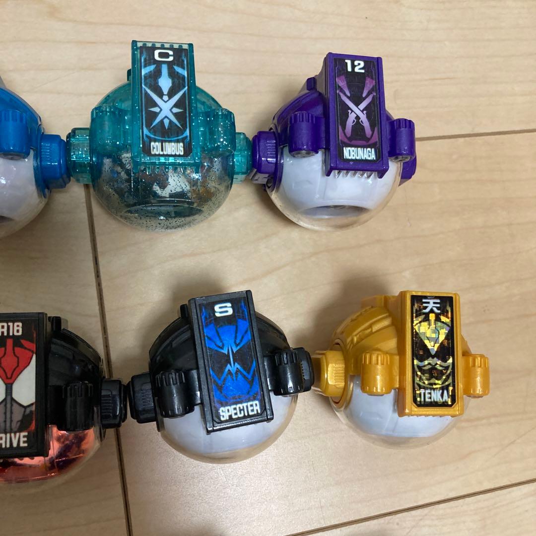 仮面ライダーベルトとアイコンセット　中古品