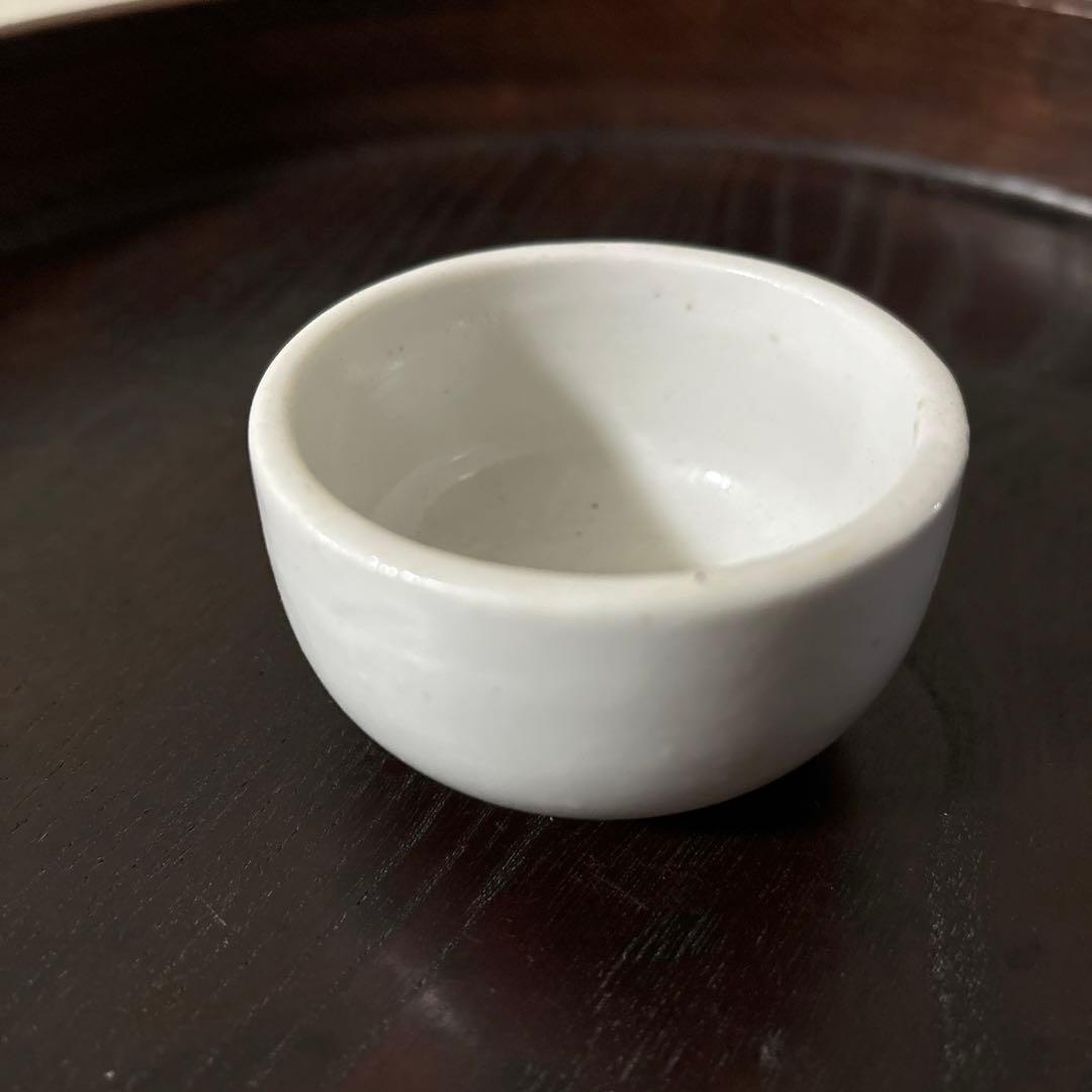 李朝　日帝時代　白磁ぐい呑み　筒盃　骨董　アンティーク　秦秀雄　白洲正子