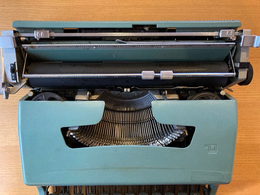 オリベッティ　レッテラ32 oliveti lettera32