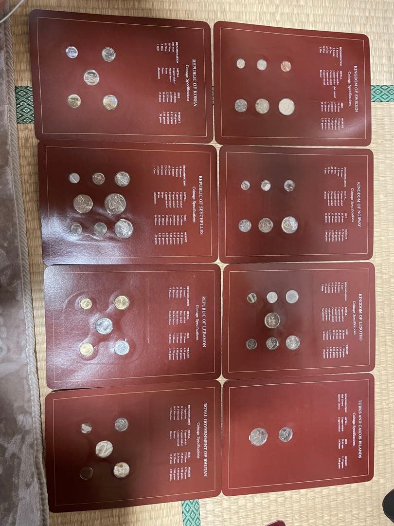 ひ*り様 coin sets of all nations 　４４枚