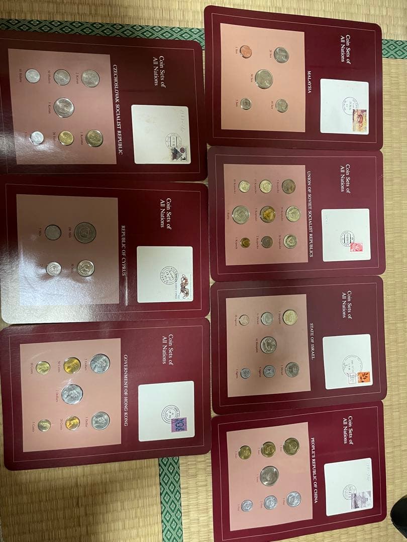 ひ*り様 coin sets of all nations 　４４枚