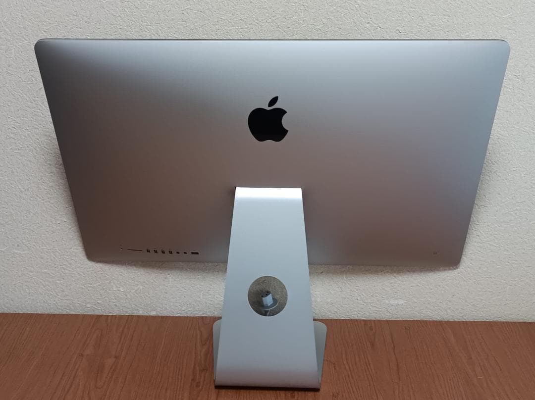 iMac Retina 5K, 27インチ/16GB/SSD