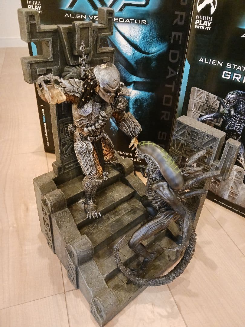 エイリアン対プレデター フィギュア Scar & Grid　希少‼️値下げ‼️