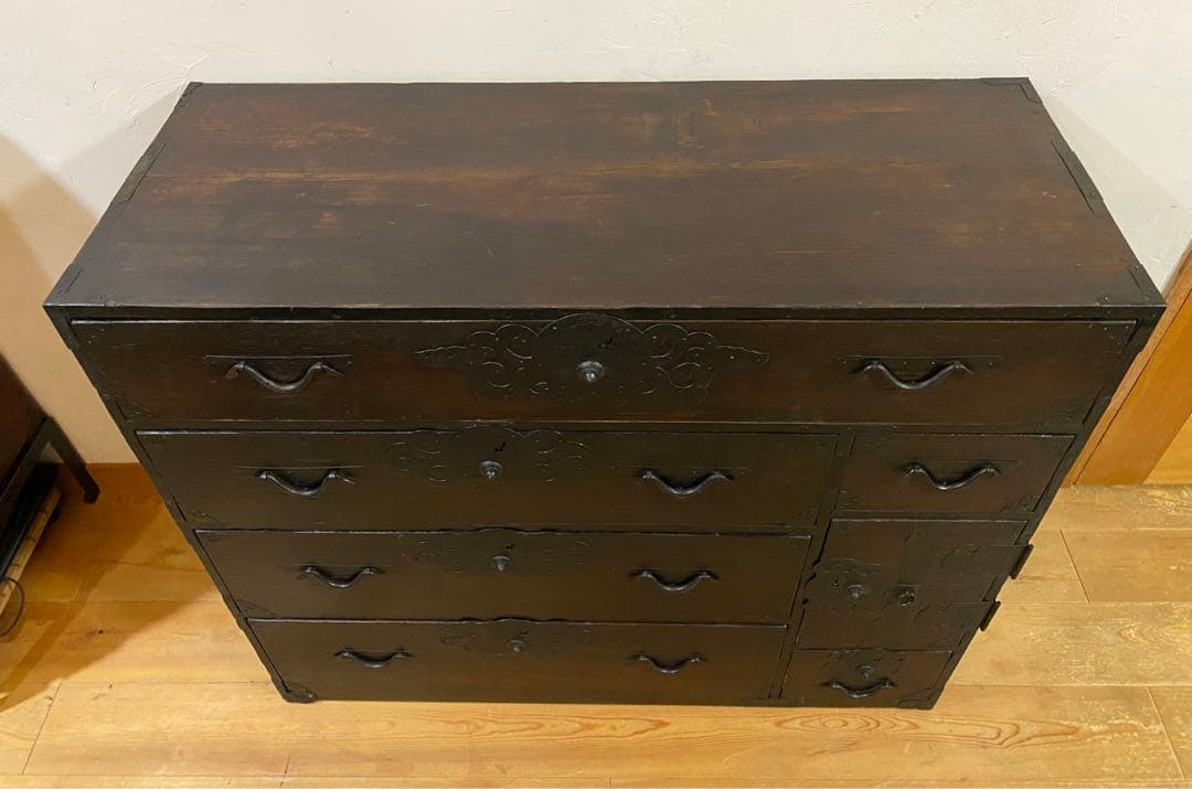骨董の仙台箪笥　アンティークチェスト　鍵有り