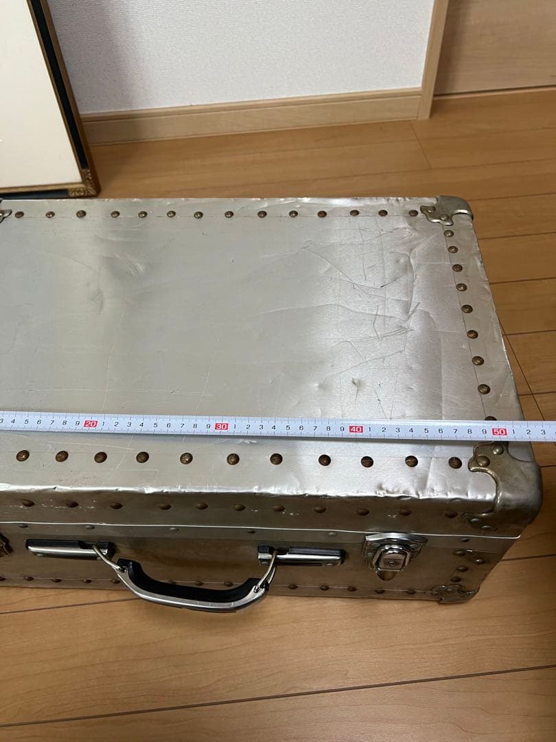 アルミアタッシュケース（1970年代頃使用されていた）