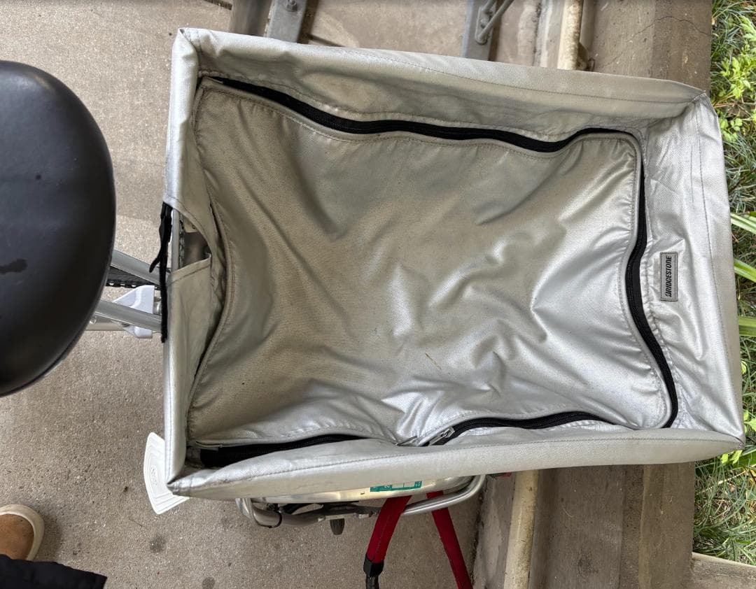 三輪電動アシスト自転車 ブリヂストン ロビンフッド シルバー 手渡し 神戸