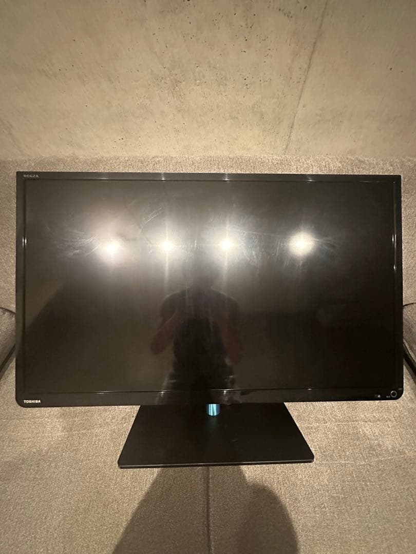 【極美品】【即日発送】TOSHIBA液晶テレビ　32型　REGZA 32S7