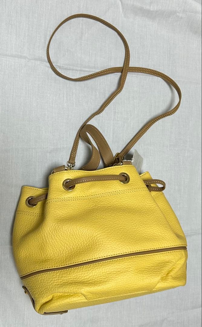 パーバーリーブルーレーベルショルダーバック　タグ付き