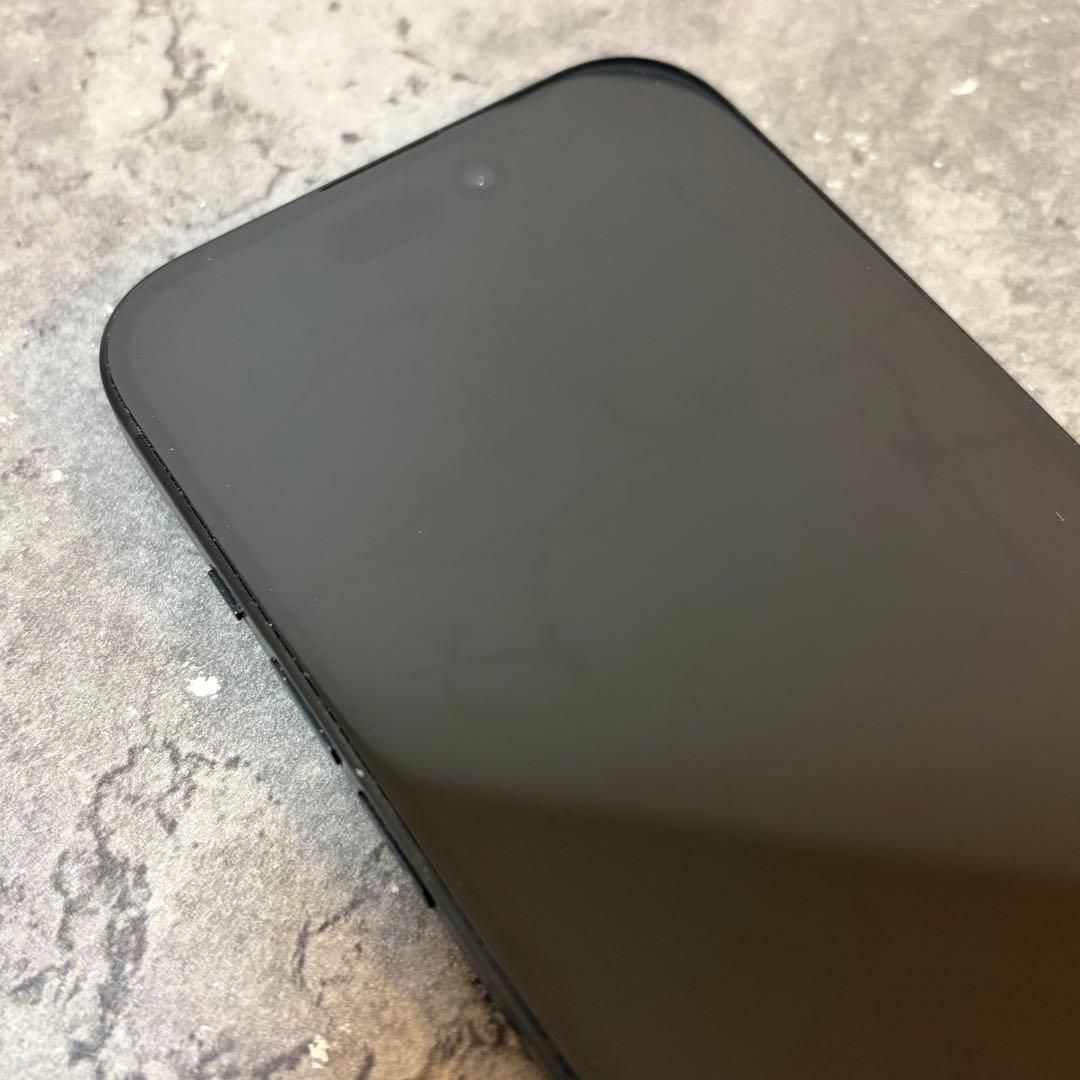 iPhone 15 128GB ブラック【SIMフリー/電池92％】